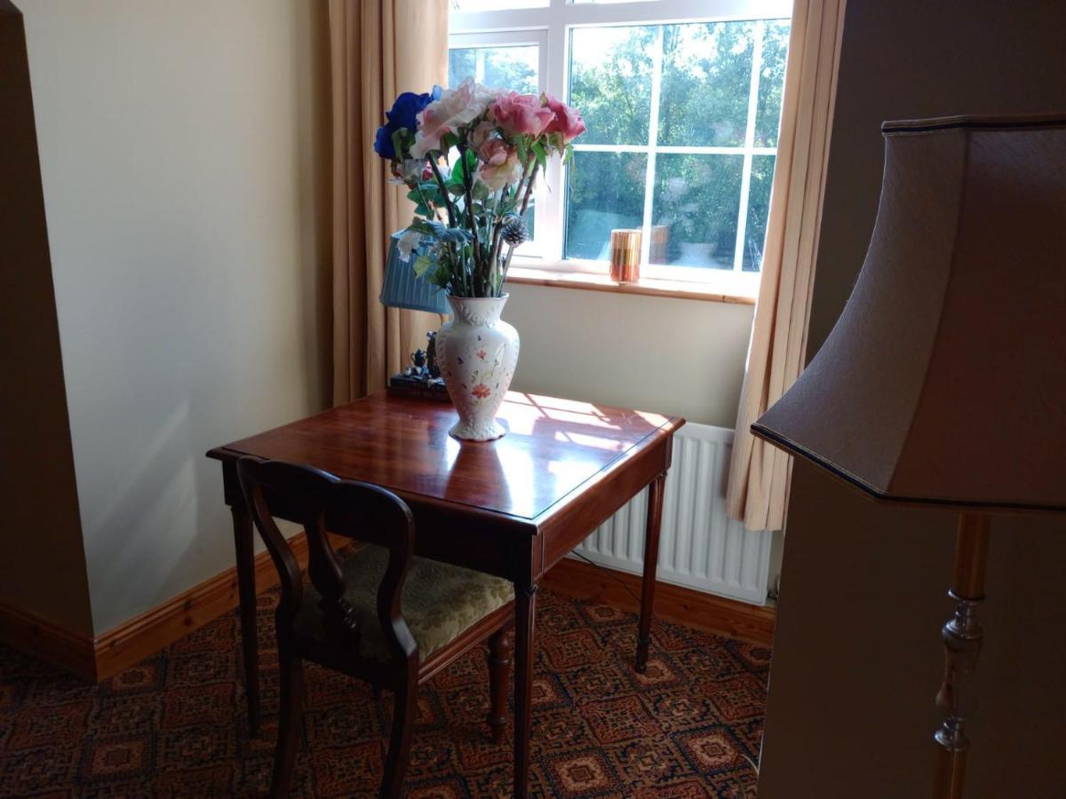 Tullynacrunat Lodge Castleblayney Eksteriør billede