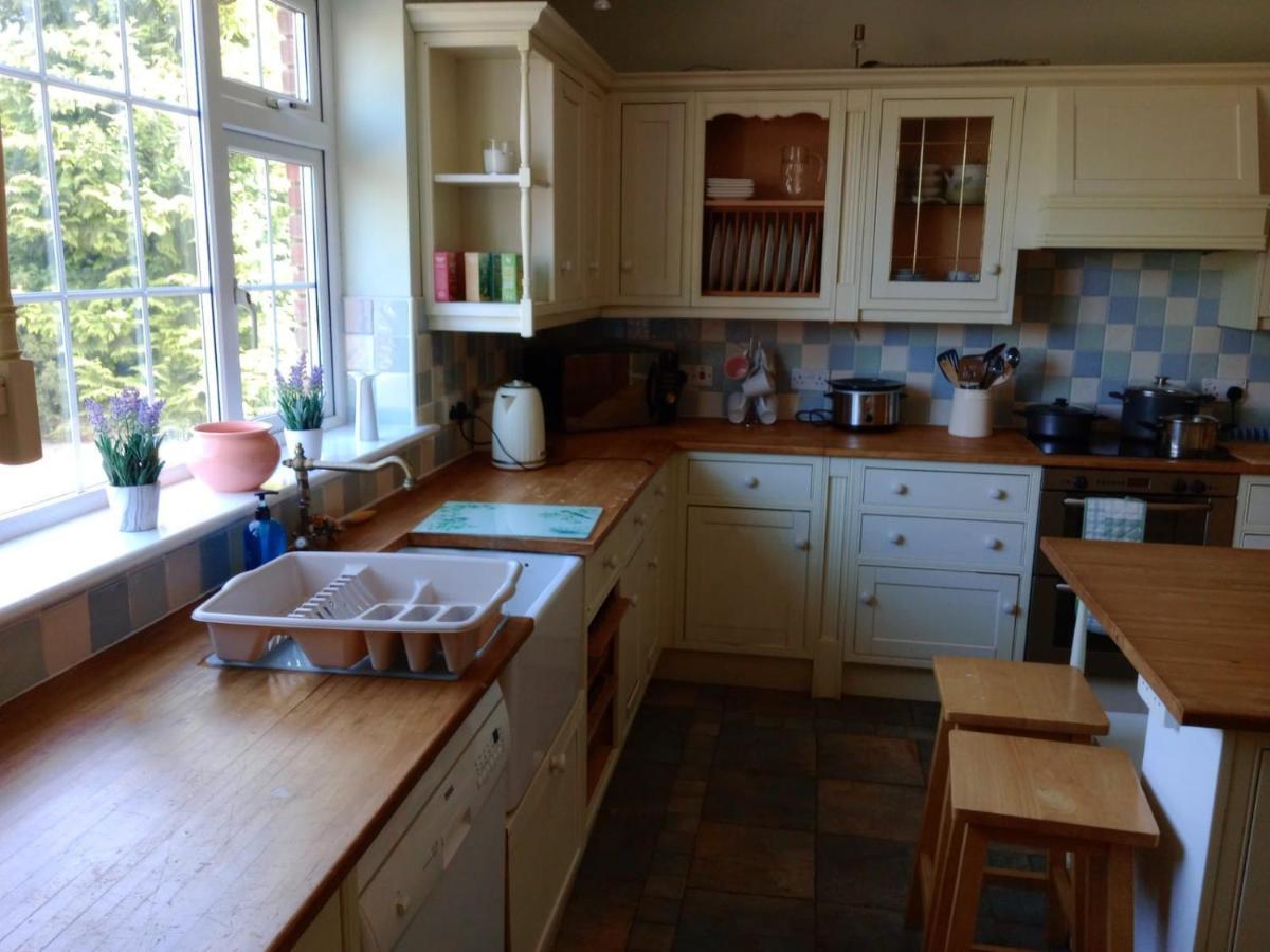 Tullynacrunat Lodge Castleblayney Eksteriør billede